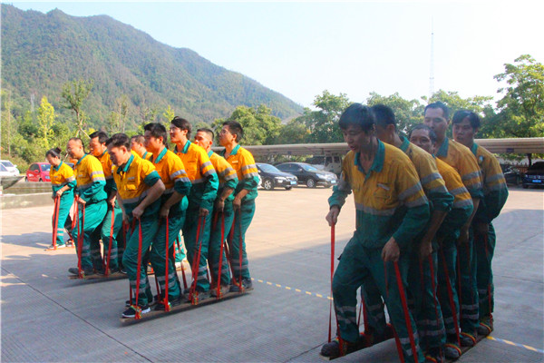 建德人生就是搏(中国区)官方网站开展“爱祖国、爱人生就是搏(中国区)官方网站”迎国庆趣味活动